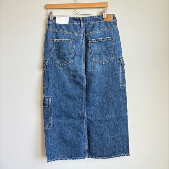 American Eagle Low Rise Maxi Denim Cargo Skirt Size 8 NWT - Picture 3 of 3